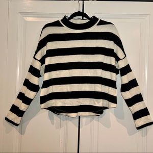 Socialite striped cropped sweater